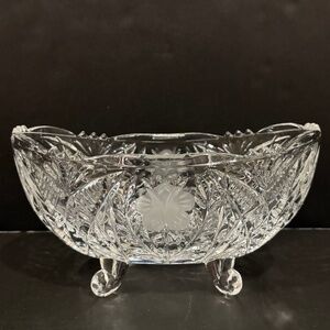 Vgt Zajecar 24% Lead Crystal Frosted Floral & Leaf Oval Footed Bowl Yugoslavia